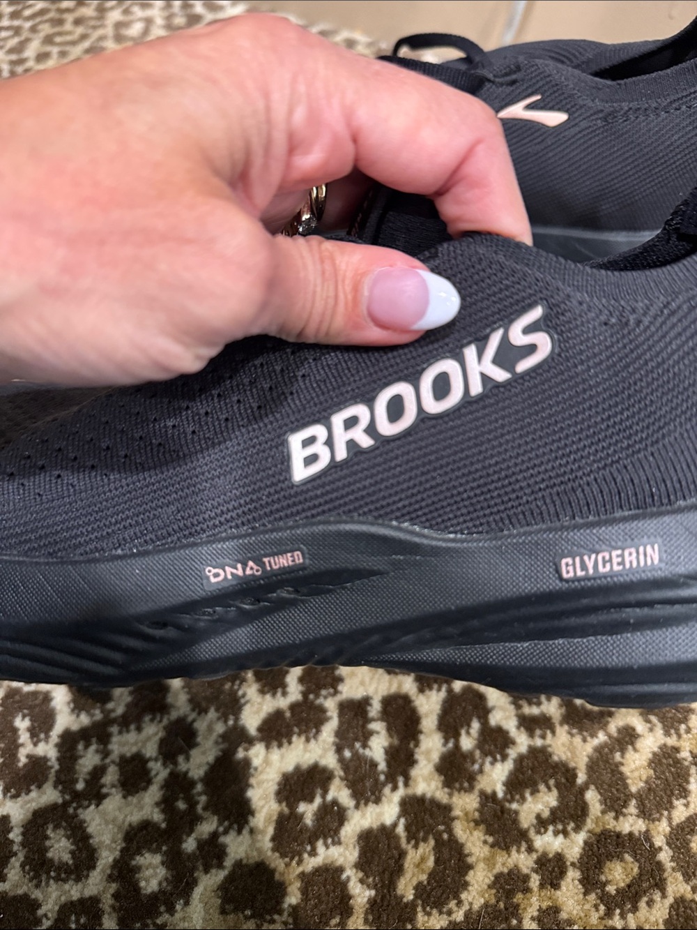 Brooks size 9 glycerin 22 stealthfit - Picture 3 of 7